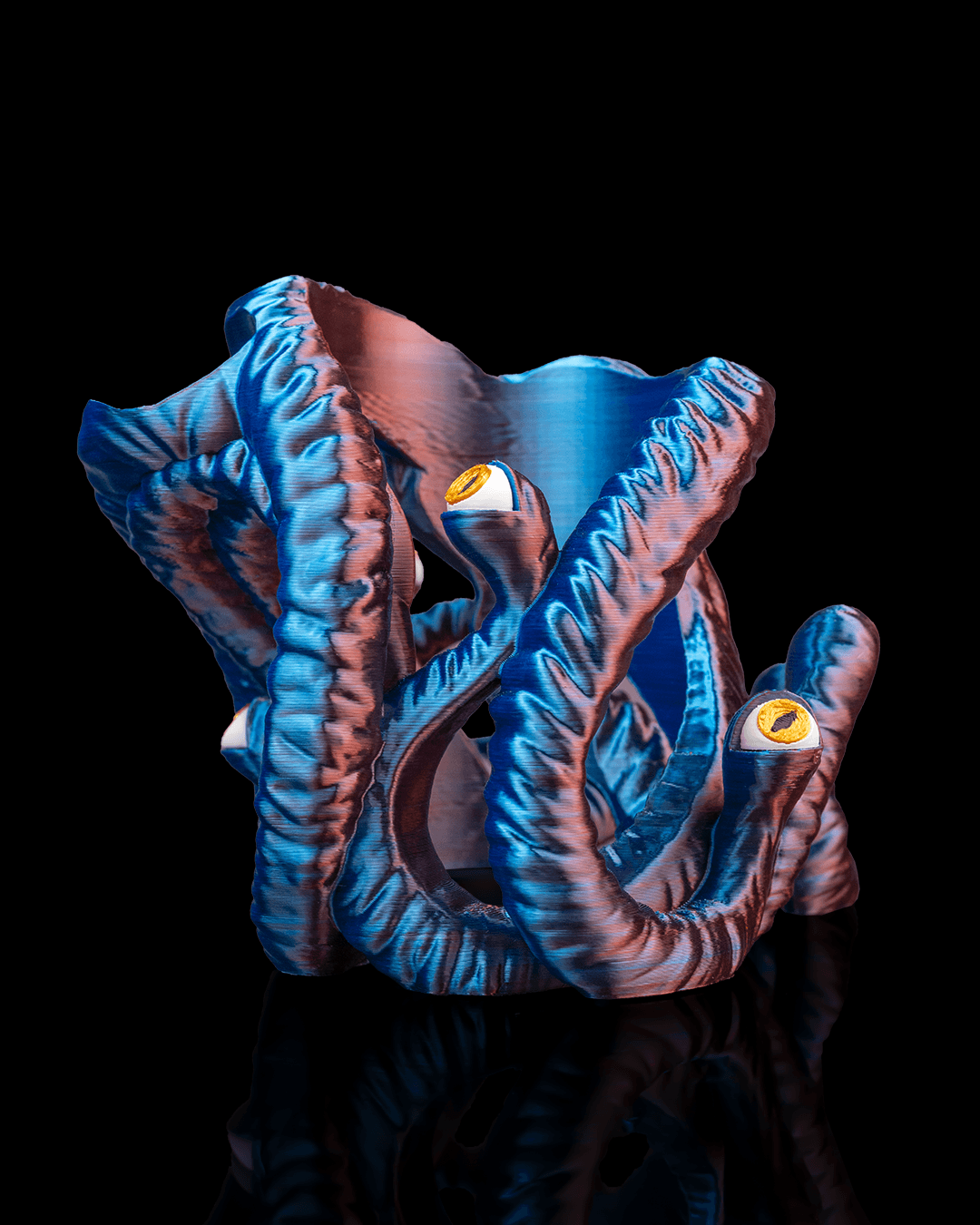 Detailed Overseer can holder and dice tower